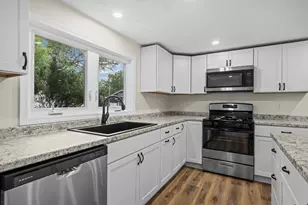 809 Adams St, Oregon, IL 61061 - Photo 5