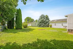 5409 Ebonywood Ln, Roscoe, IL 61073 - Photo 21