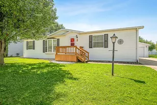 5409 Ebonywood Ln, Roscoe, IL 61073 - Photo 1