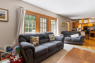 10959 Hamborg Rd, Roscoe, IL 61073 - Photo 9