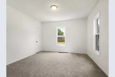 2104 S 4th Street, Rockford, IL 61104 - Photo 19