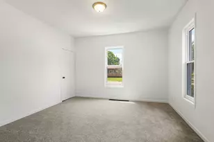 2104 S 4th St, Rockford, IL 61104 - Photo 19