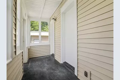 2104 S 4th Street, Rockford, IL 61104 - Photo 5