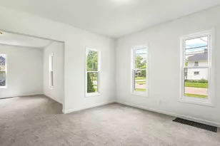 2104 S 4th St, Rockford, IL 61104 - Photo 13