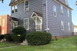 1420 Magnolia St, Rockford, IL 61104 - Photo 3