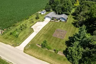 23518 Streit Rd, Harvard, IL 60033 - Photo 49