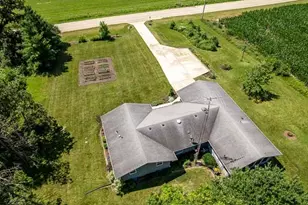 23518 Streit Rd, Harvard, IL 60033 - Photo 45