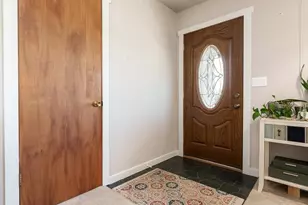 23518 Streit Rd, Harvard, IL 60033 - Photo 5