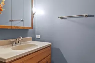 1300 Wolff Ave Ave, Elgin, IL 60123 - Photo 35
