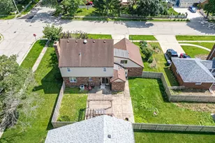 1300 Wolff Ave Ave, Elgin, IL 60123 - Photo 9