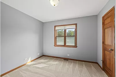 1300 Wolff Aven Avenue, Elgin, IL 60123 - Photo 39