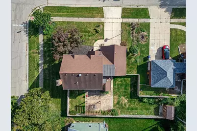 1300 Wolff Aven Avenue, Elgin, IL 60123 - Photo 25