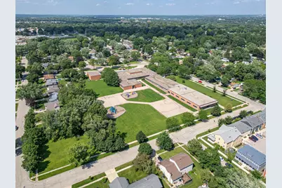 1300 Wolff Aven Avenue, Elgin, IL 60123 - Photo 17