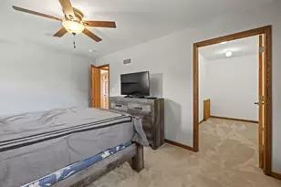 1300 Wolff Ave Ave, Elgin, IL 60123 - Photo 37