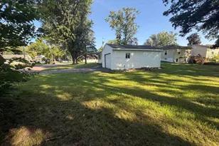 902 Hayes Ave, South Beloit, IL 61080 - Photo 5