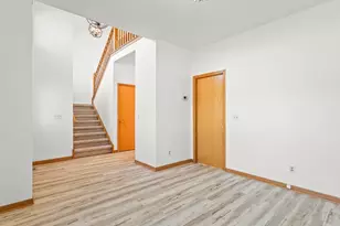 510 Zierke Ct, Winnebago, IL 61088 - Photo 9