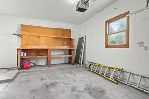 510 Zierke Ct, Winnebago, IL 61088 - Photo 33