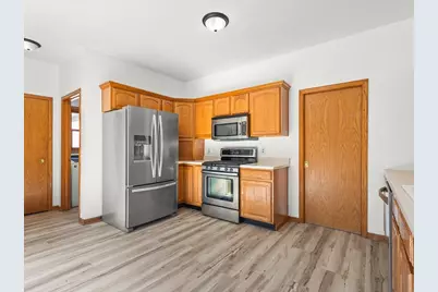 510 Zierke Court, Winnebago, IL 61088 - Photo 17