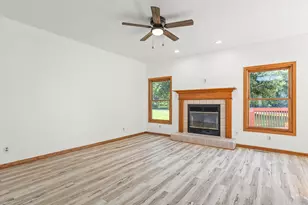 510 Zierke Ct, Winnebago, IL 61088 - Photo 11