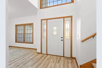510 Zierke Court, Winnebago, IL 61088 - Photo 5