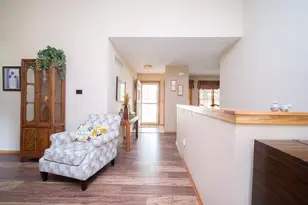 15328 Wedgewood Dr, South Beloit, IL 61080 - Photo 7