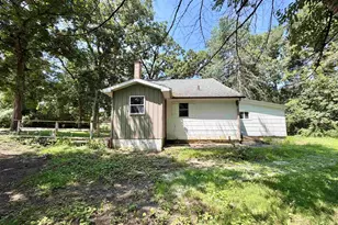325 School St, Rockton, IL 61072 - Photo 5