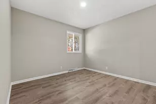 2221 Evans Ave, Loves Park, IL 61111 - Photo 7