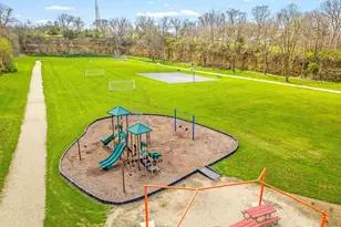 635 Hickory Ct, Lake Summerset, IL 61019 - Photo 67