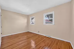 1510 W Winter Dr, Freeport, IL 61032 - Photo 15
