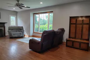 915 Julien St, Belvidere, IL 61008 - Photo 13
