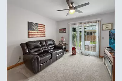 562 Pine Meadow Drive, Dixon, IL 61021 - Photo 15