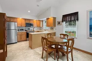 562 Pine Meadow Dr, Dixon, IL 61021 - Photo 7
