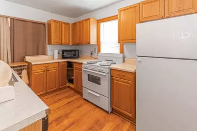 1915 9th Avenue, Rockford, IL 61104 - Photo 9