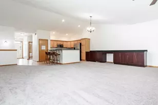 1513 Boulder Creek Ct, Rockford, IL 61108 - Photo 7