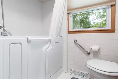 2430 Evanston Drive, Rockford, IL 61108 - Photo 19