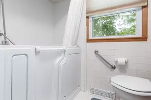 2430 Evanston Dr, Rockford, IL 61108 - Photo 19