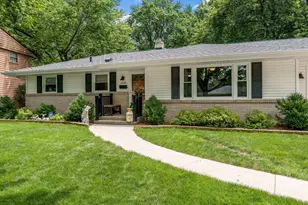 2430 Evanston Dr, Rockford, IL 61108 - Photo 3