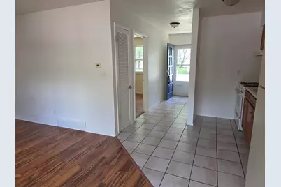 927-929 Halsted Road, Rockford, IL 61103 - Photo 9