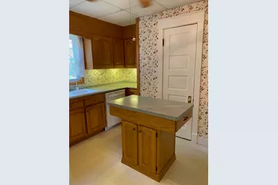 630 Bucklin, Lasalle, IL 61301 - Photo 7