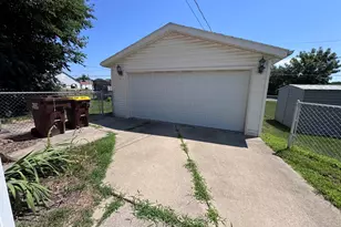 4937 Illinois St, Loves Park, IL 61115 - Photo 9