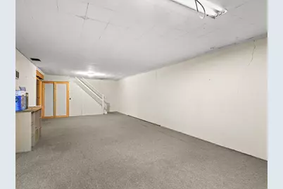110 S Calvin Park Boulevard, Rockford, IL 61108 - Photo 25