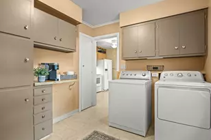 110 S Calvin Park Blvd, Rockford, IL 61108 - Photo 19