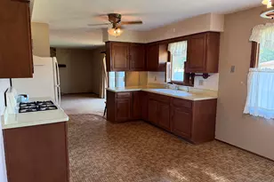 771 Windfield Ln, Machesney Park, IL 61115 - Photo 11