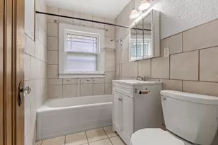 2215 13th Ave, Rockford, IL 61104 - Photo 11