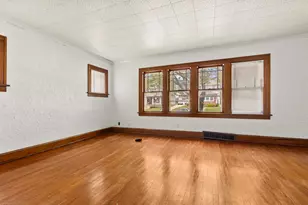 2215 13th Ave, Rockford, IL 61104 - Photo 3