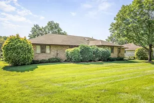 1130 Fox Chase Ln, Rockford, IL 61107 - Photo 41