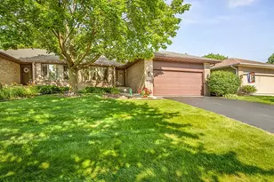 1130 Fox Chase Ln, Rockford, IL 61107 - Photo 1