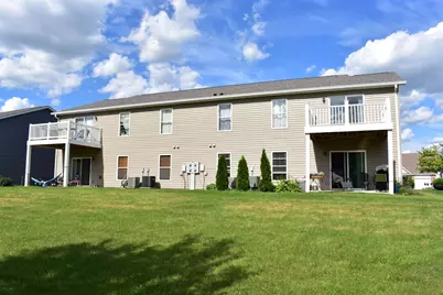 6337 Oak Crest Lane, Loves Park, IL 61111 - Photo 3