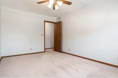 3418 Valley Woods Drive, Cherry Valley, IL 61016 - Photo 37