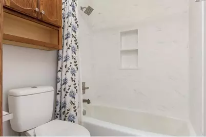 3418 Valley Woods Drive, Cherry Valley, IL 61016 - Photo 35